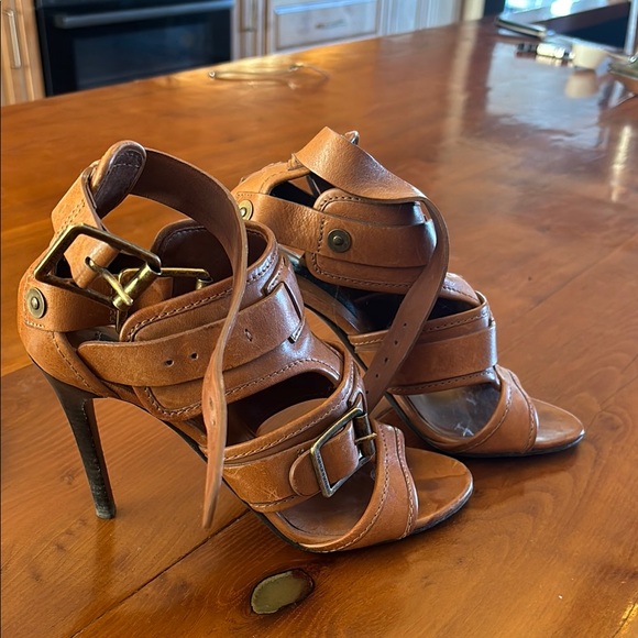 Burberry Brown Leather Women\'s Sandals